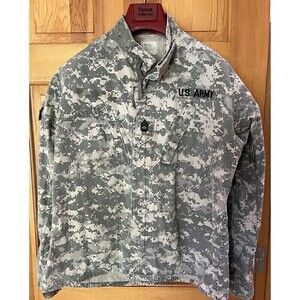 US Army Digital Camouflage Jacket Sz M SHORT Combat Shacket Patch Camo Military